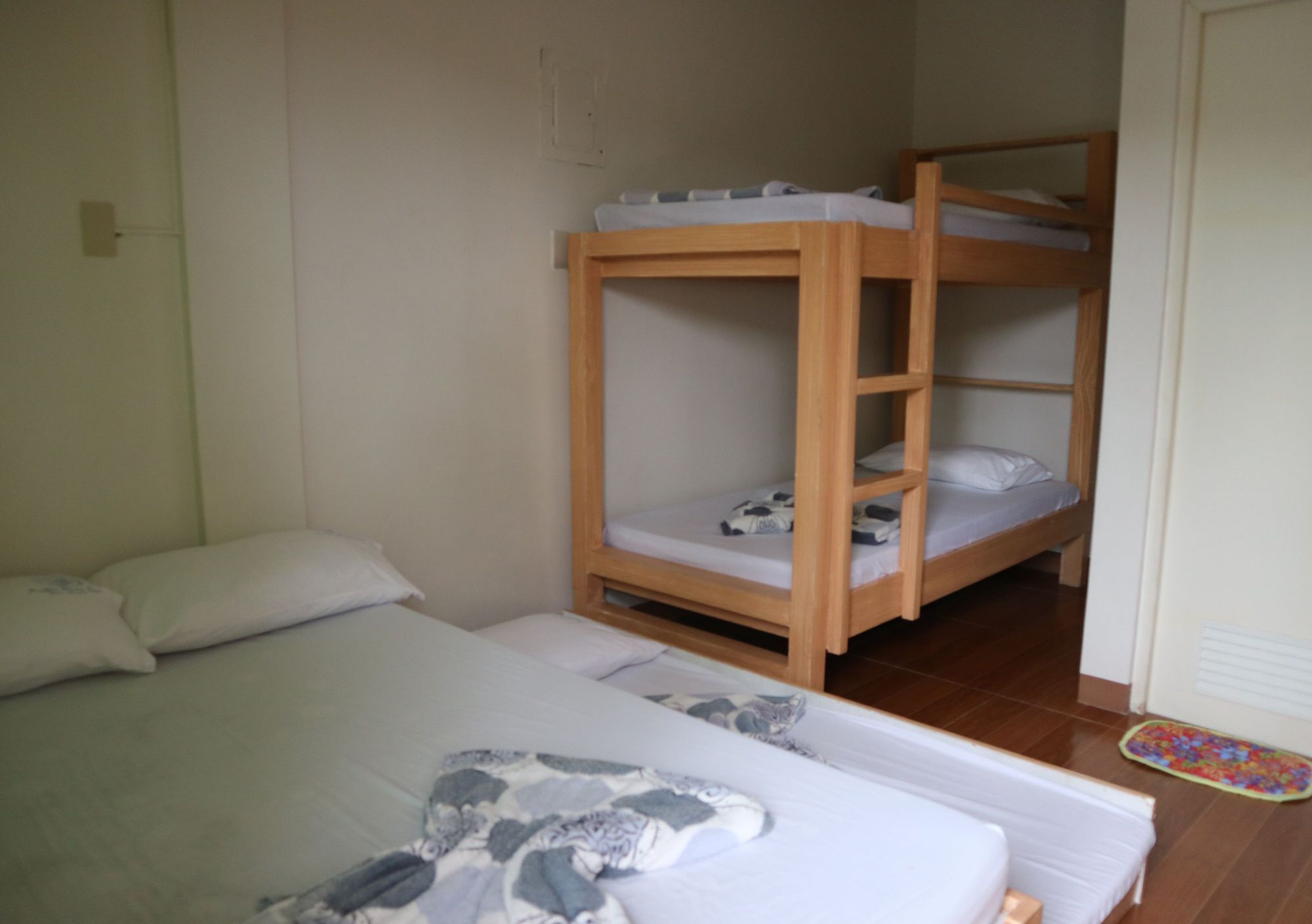 Pacific Waves Inn Baler Extérieur photo